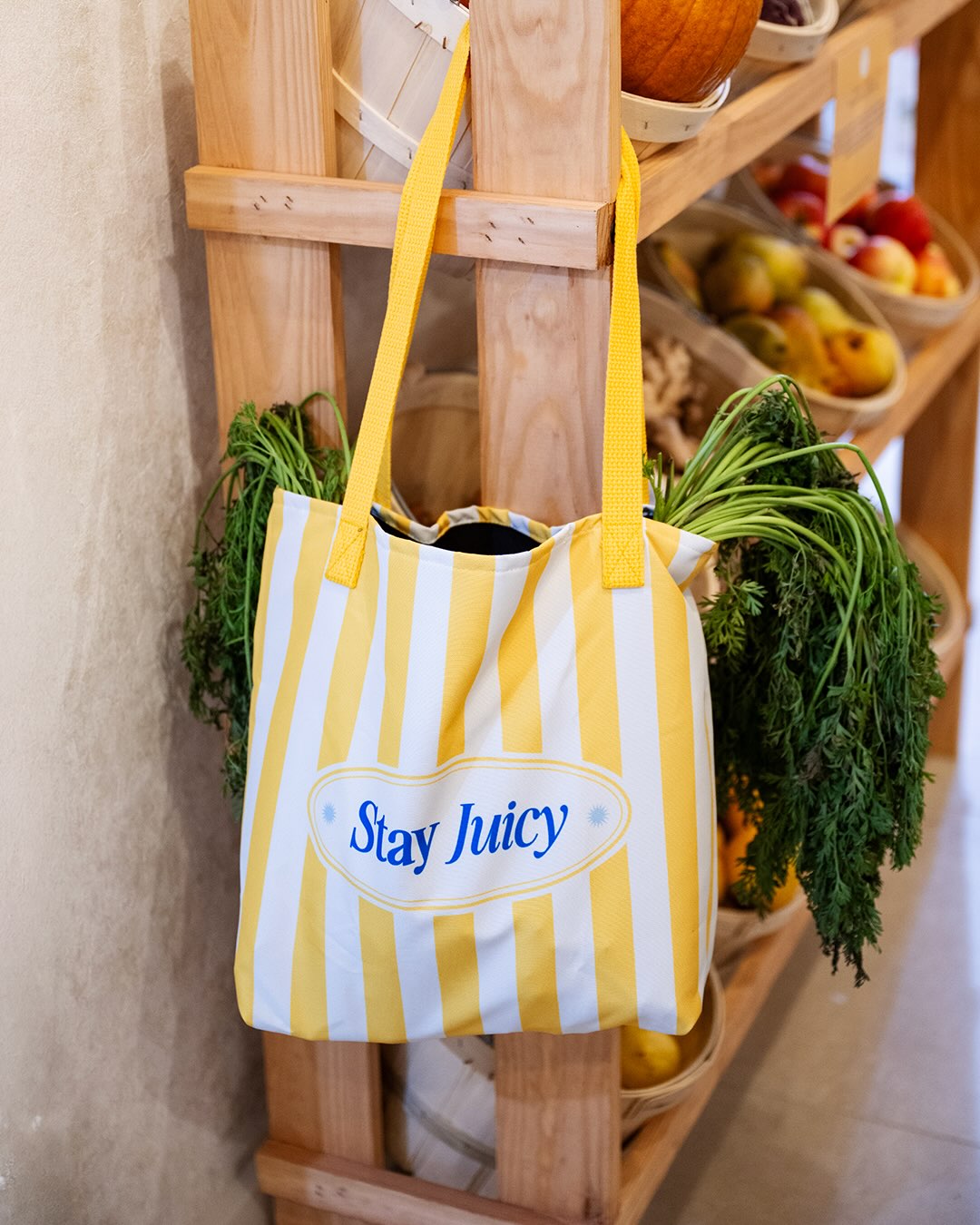 Purée Juice Bar Specimen 12